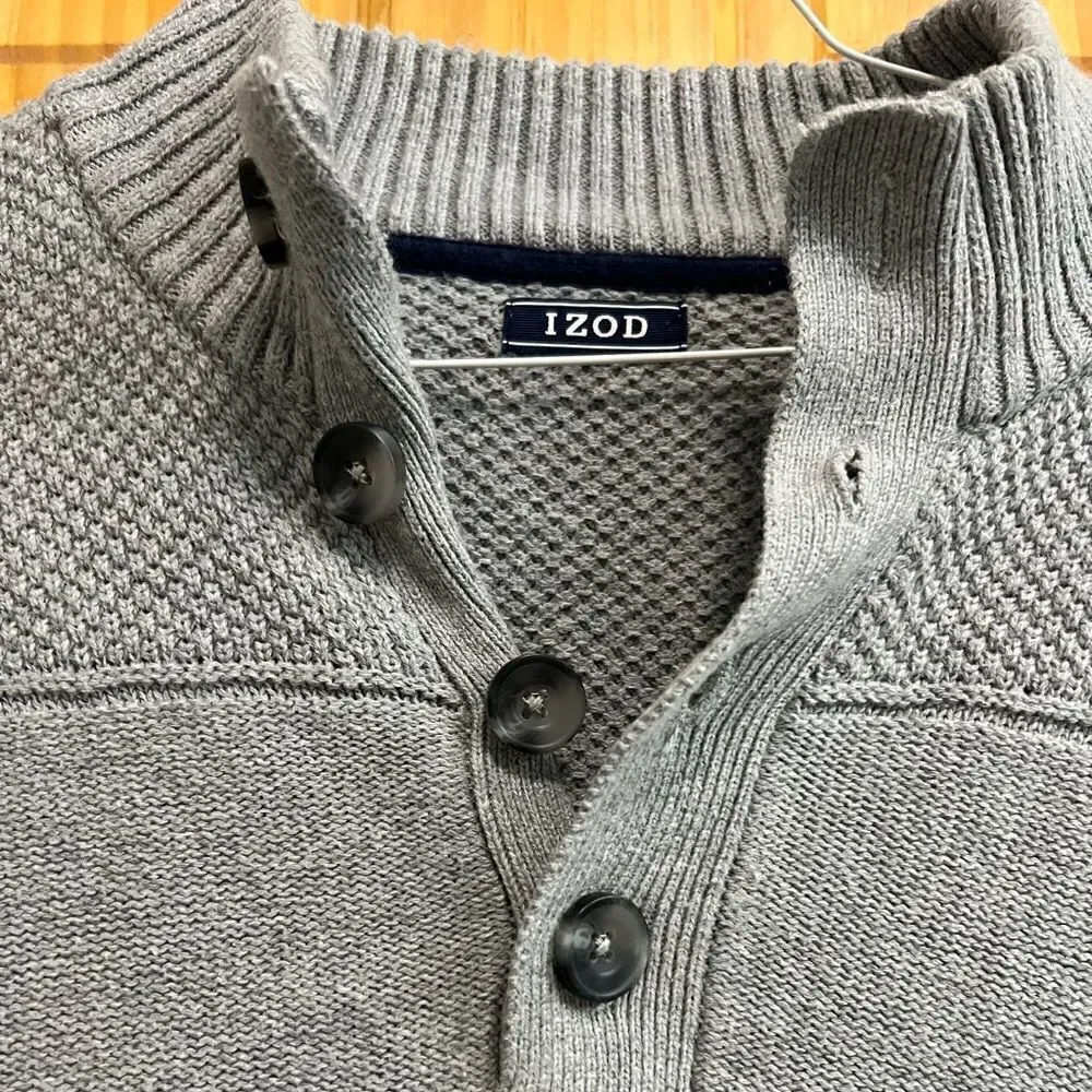 Izod men’s pullover